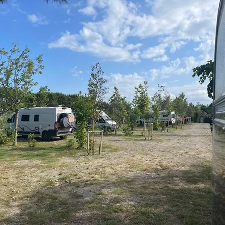 Camper Albanien * 골렘